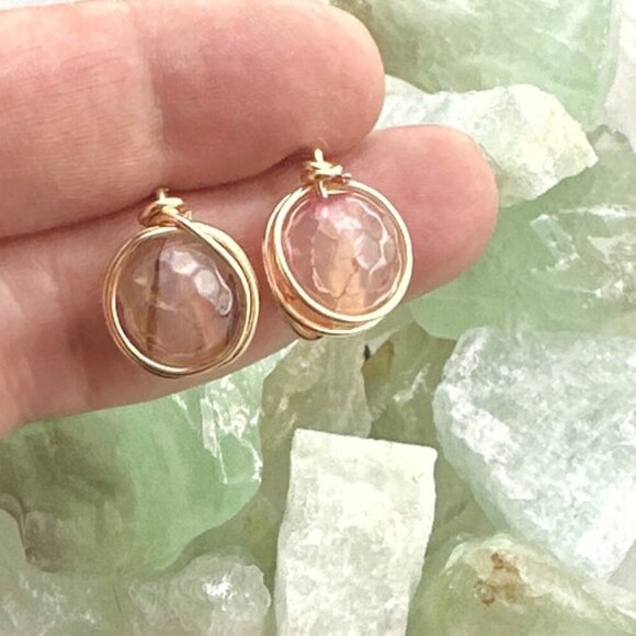 Gold agate stud earrings - Picture 2 of 2